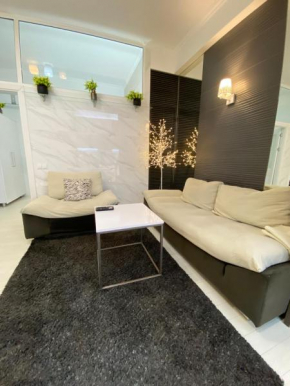 Lux Double Room Apartment in the Center